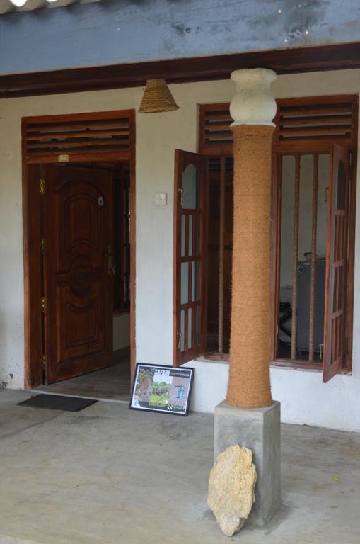 Yaye Guest House Tissamaharama Extérieur photo